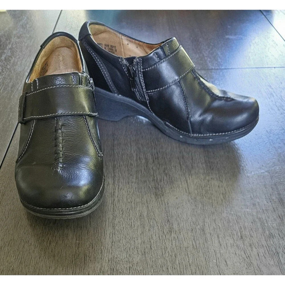 Clarks Unstructured Unsparrow Black Leather Shoes 6.5 Side Zip Comfort Clog - Picture 12 of 12